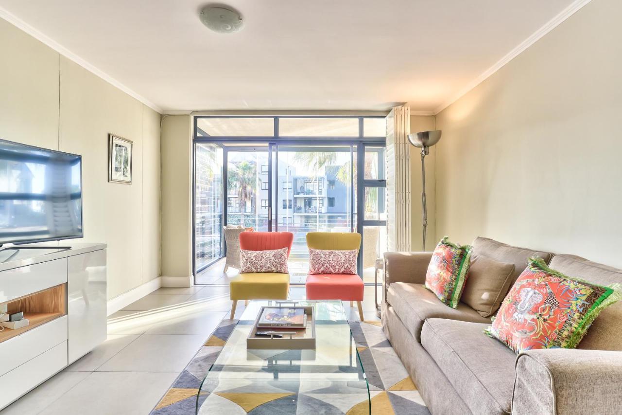 Apartment 2 Bedroom In Century 204qs *