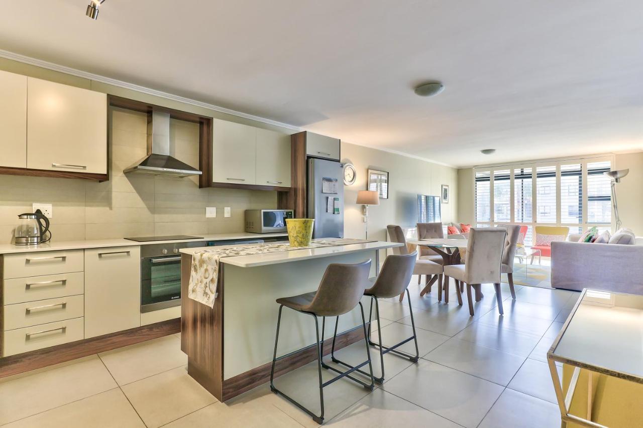 2 Bedroom In Century 204qs Kapstadt
