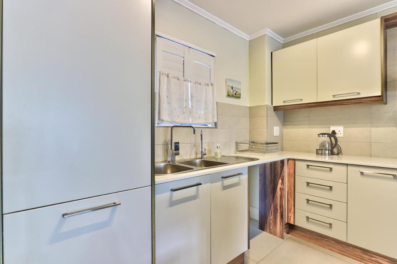 Apartment 2 Bedroom In Century 204qs *