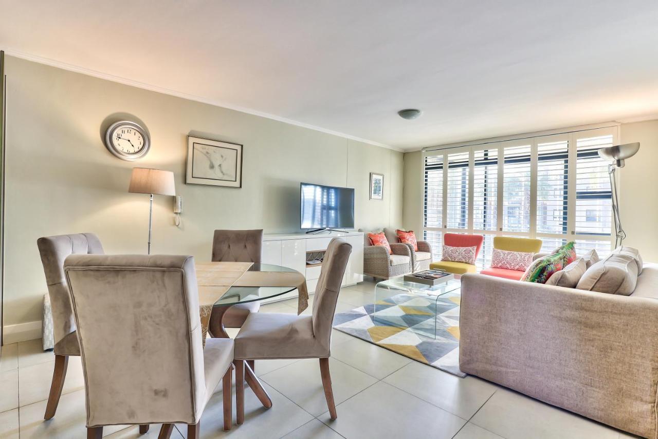Apartment 2 Bedroom In Century 204qs *